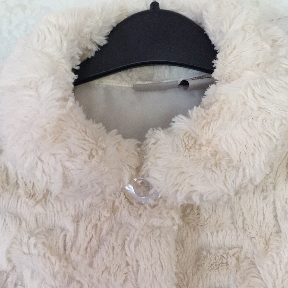CALVIN KLEIN Fluffy Soft Coat cream Lined Sz 6 - Picture 3 of 13